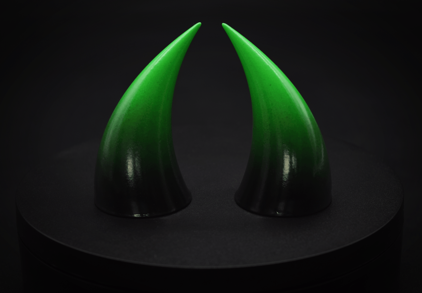 Alien Ombré Incubus Horns - Gloss - Haus of Brimstone - 