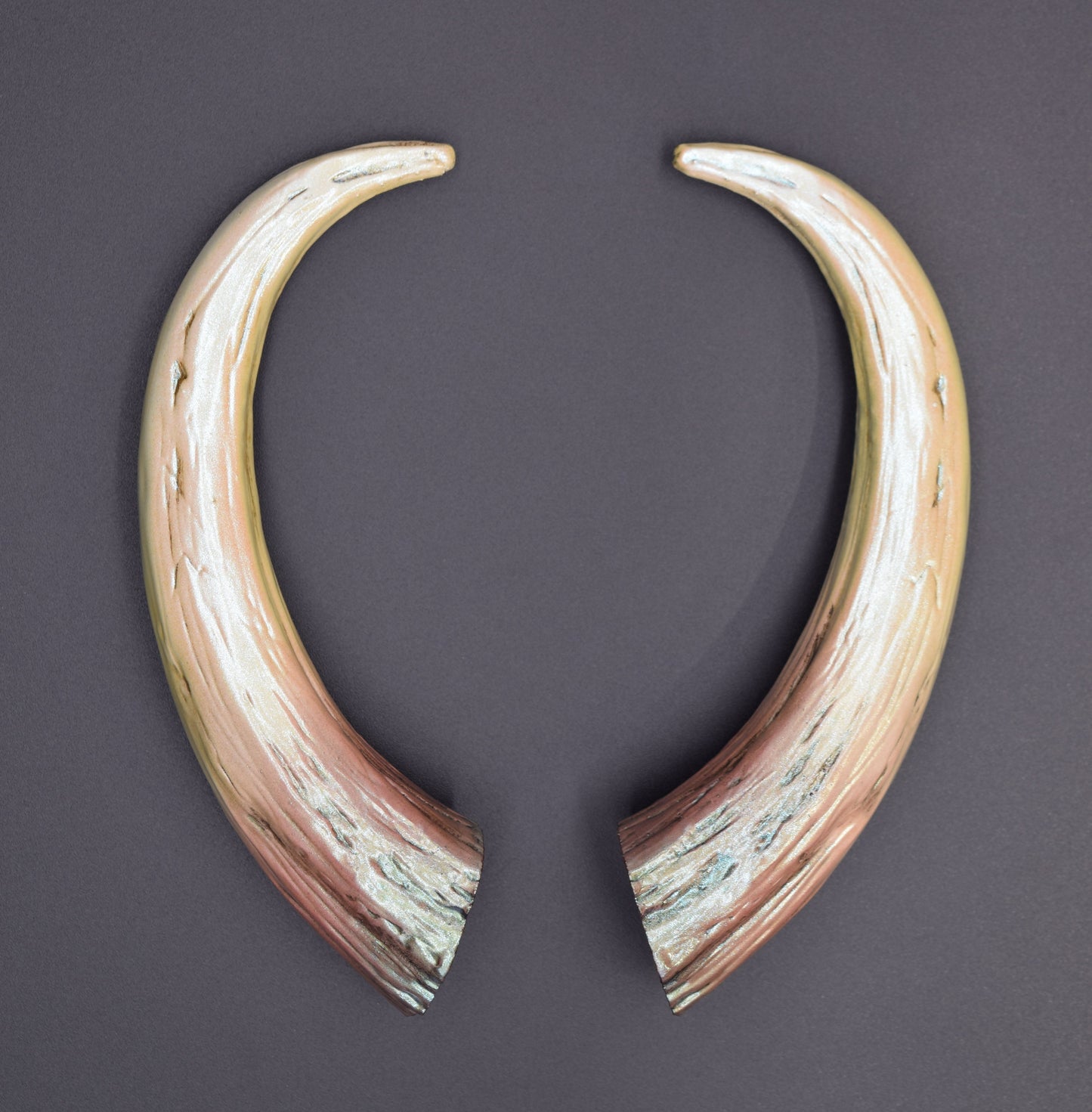 [MADE-TO-ORDER] Elphame Ombré Azazel Horns - Iridescent - Haus of Brimstone - 