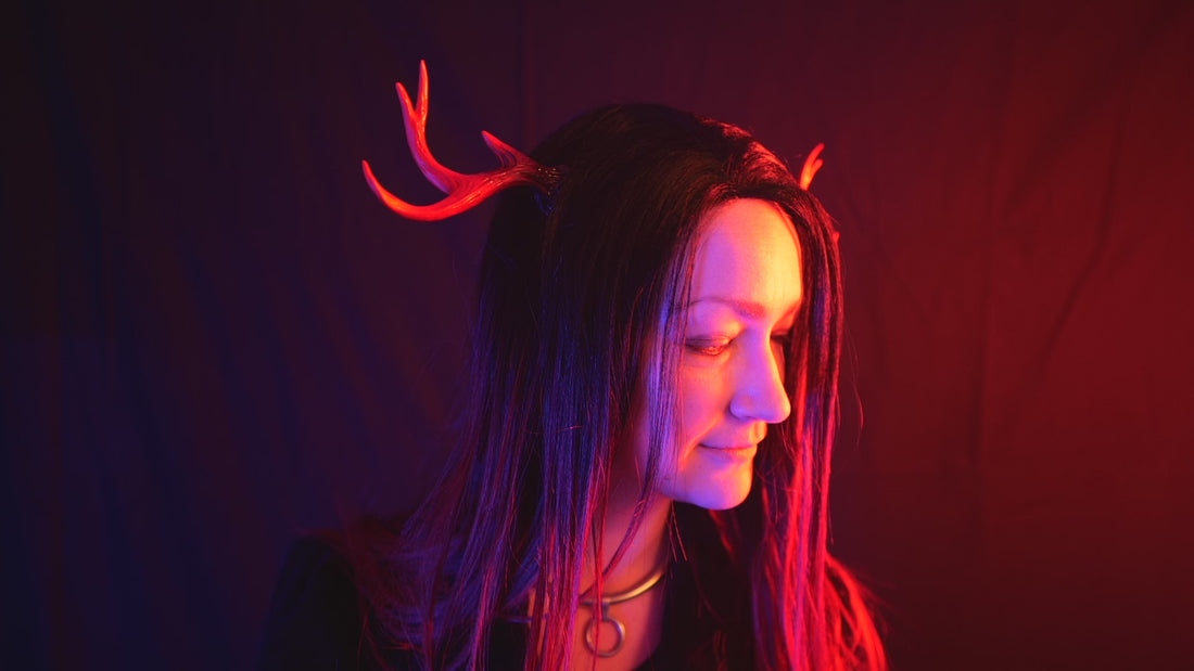 Sabor Insanity models Haus of Brimstone Sylvan Antlers in a video by Optic Onslaught. 